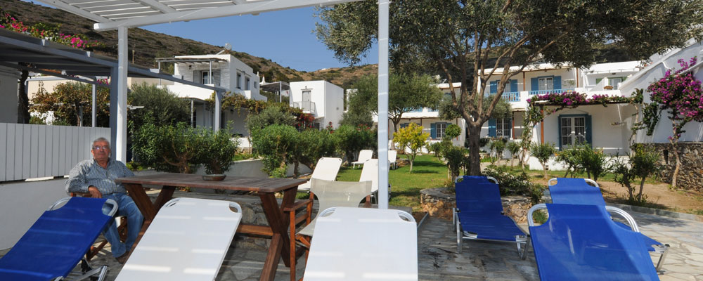 Xanthakis apartments and studios at Vathy